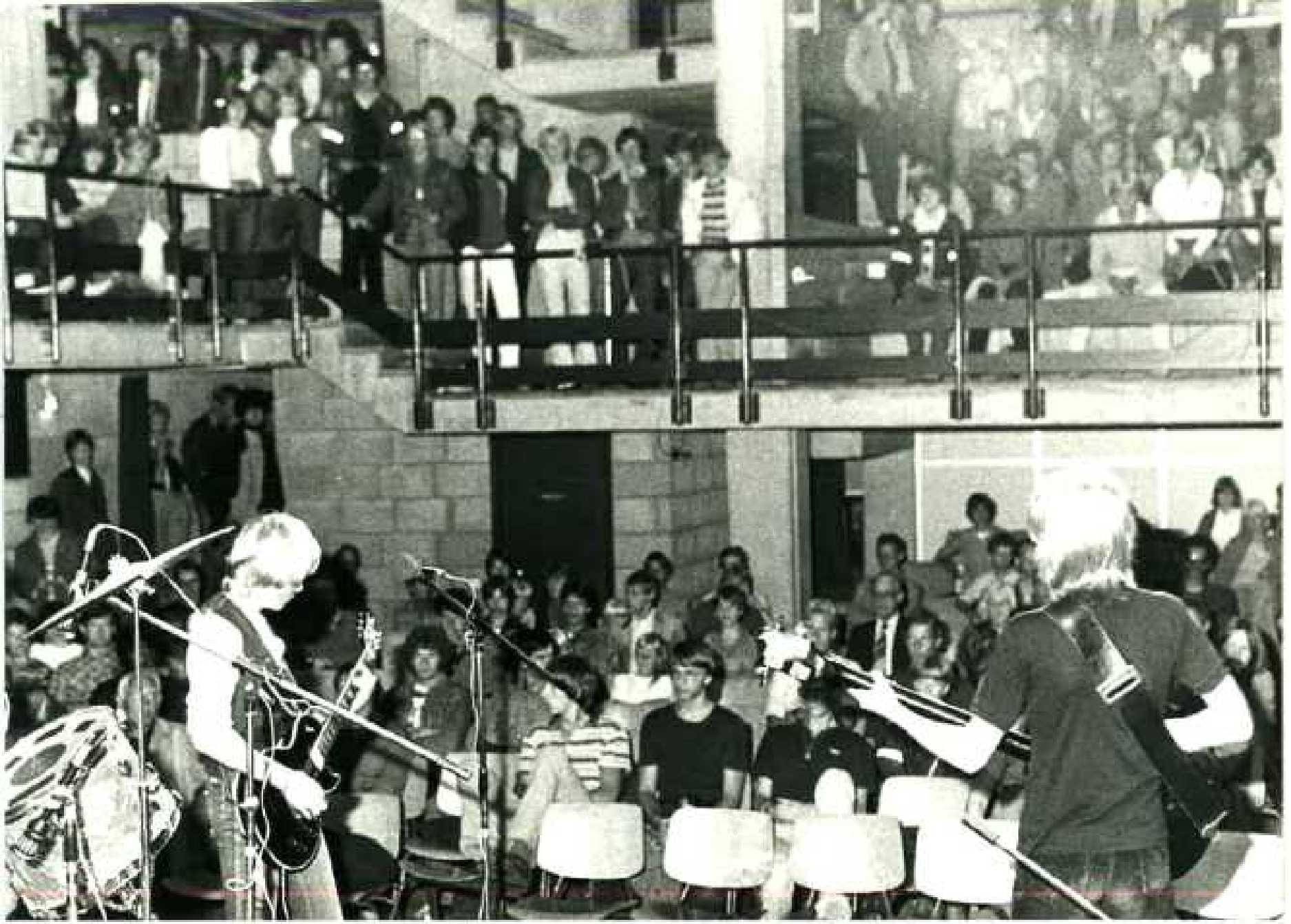 11225755_10153531453988046_9098024288181764090_o